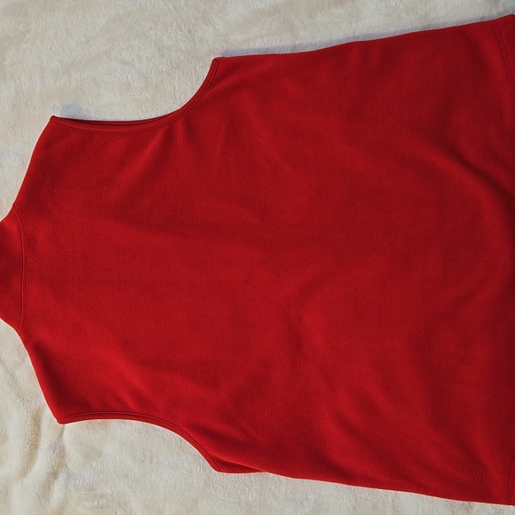 Reversible Orange, Red and Pink Fleece Vest - Picture 5 of 7